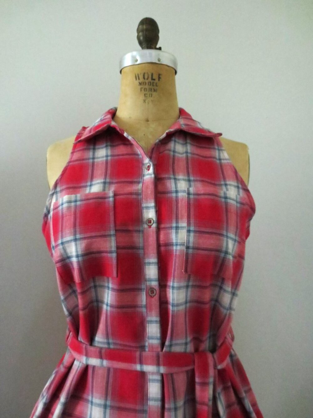 Classic Americana Red & White Plaid Button Front Short Sleeve Shirt Dress - Picture 3 of 15